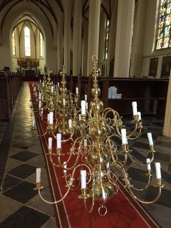 Delivery Of 4 Large Chandeliers For Antonius Abt Church Nijmegen 